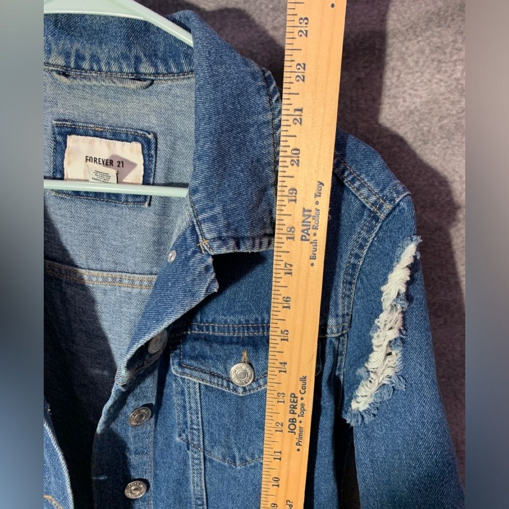 Forever 21 Ripped Blue Jean Jacket women’s size Small - Picture 6 of 9